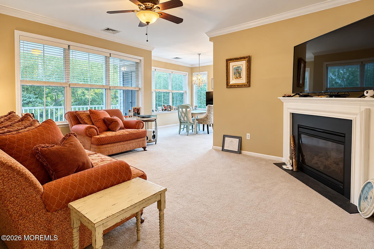 338 Sloan Court — photo
