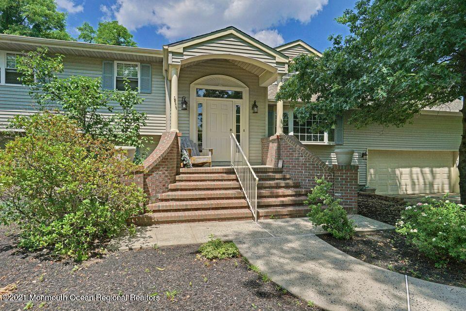 5 Arlene Drive — photo