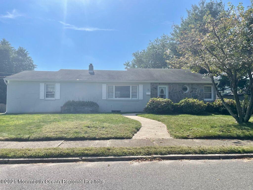 21 Berg Avenue — photo
