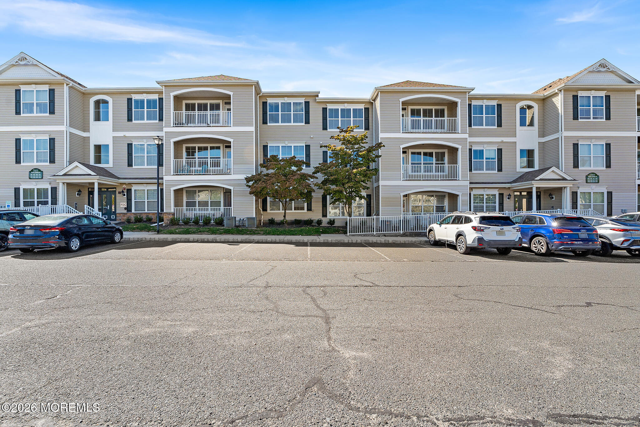 635 Sloan Court — photo