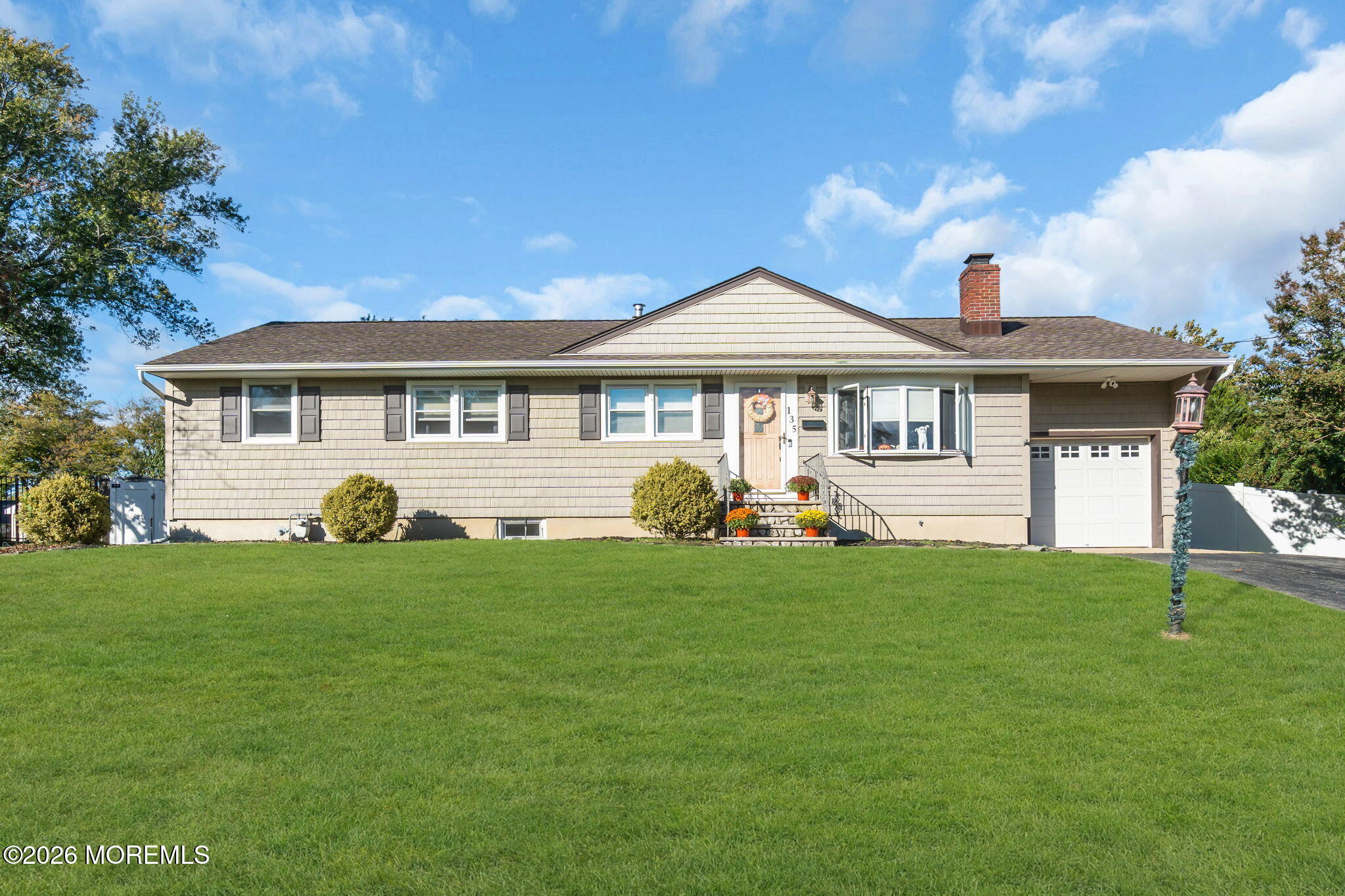 135 Irwin Place — photo