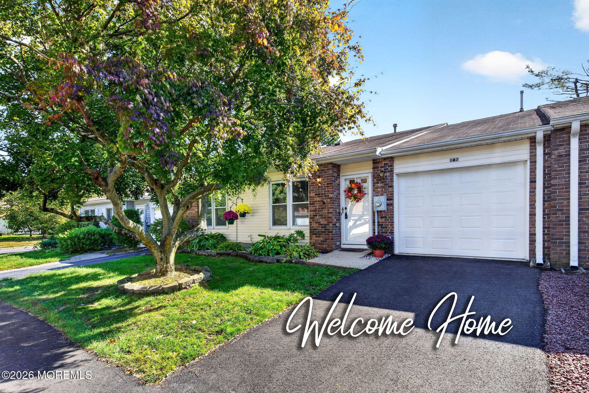 162 Gayle Court — photo