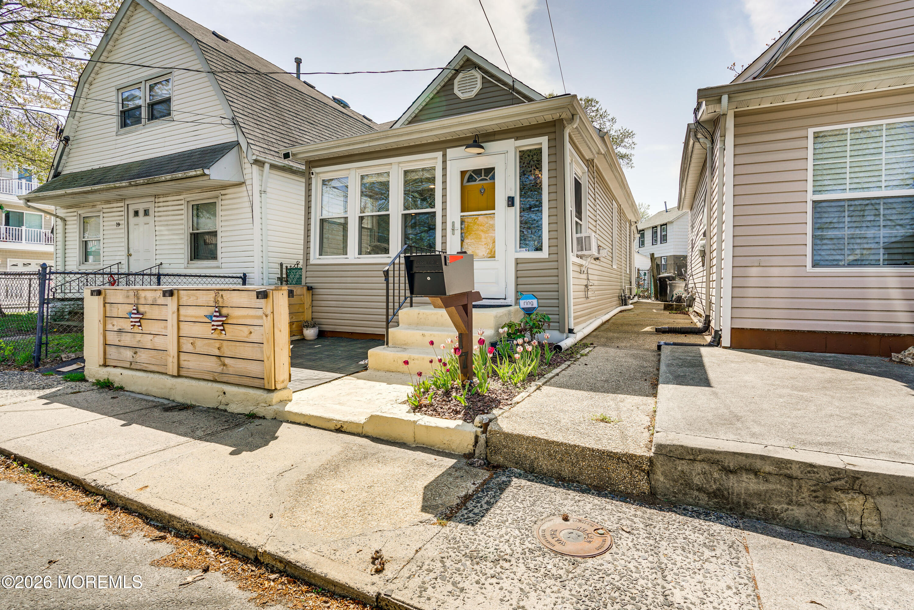 17 Walters Street — photo