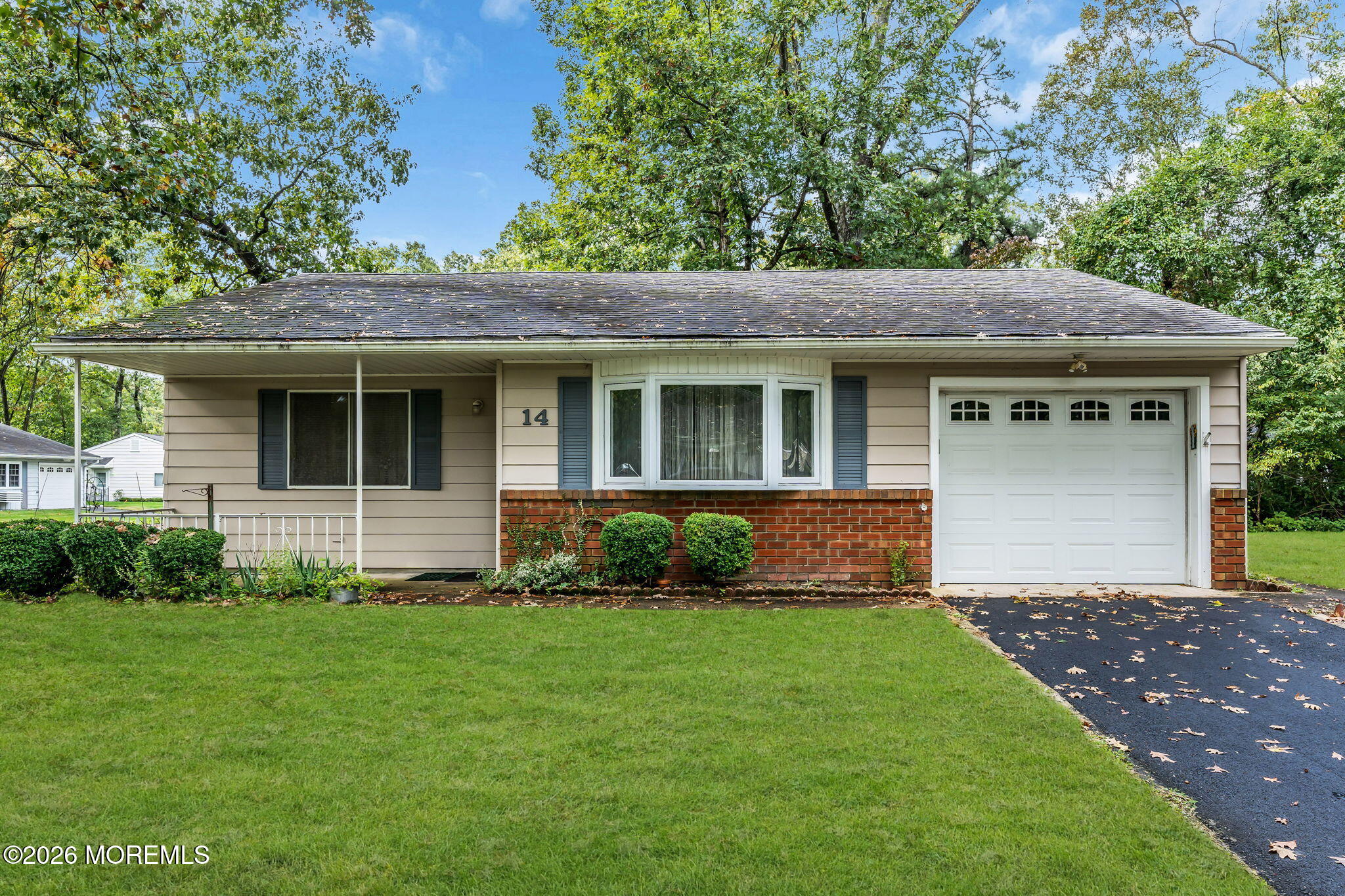 14 Iowa Drive — photo