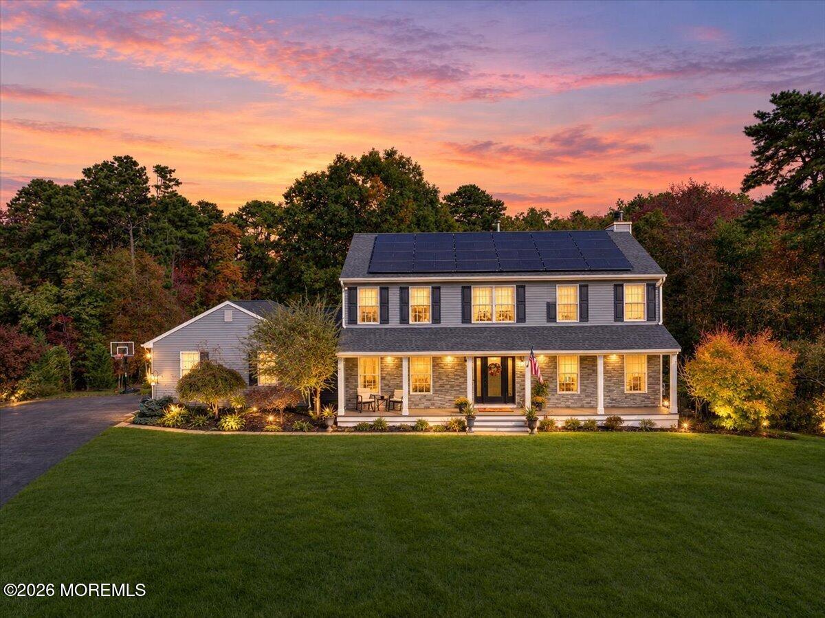 6 Mayfair Court — photo