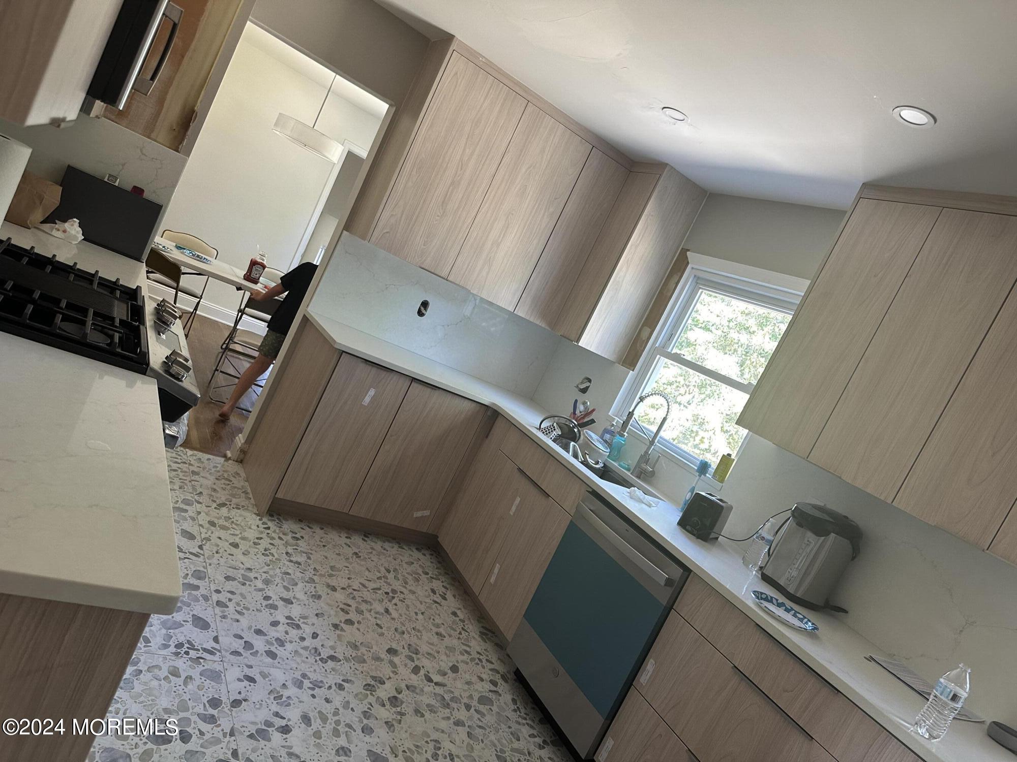 11 Deborah Place — photo