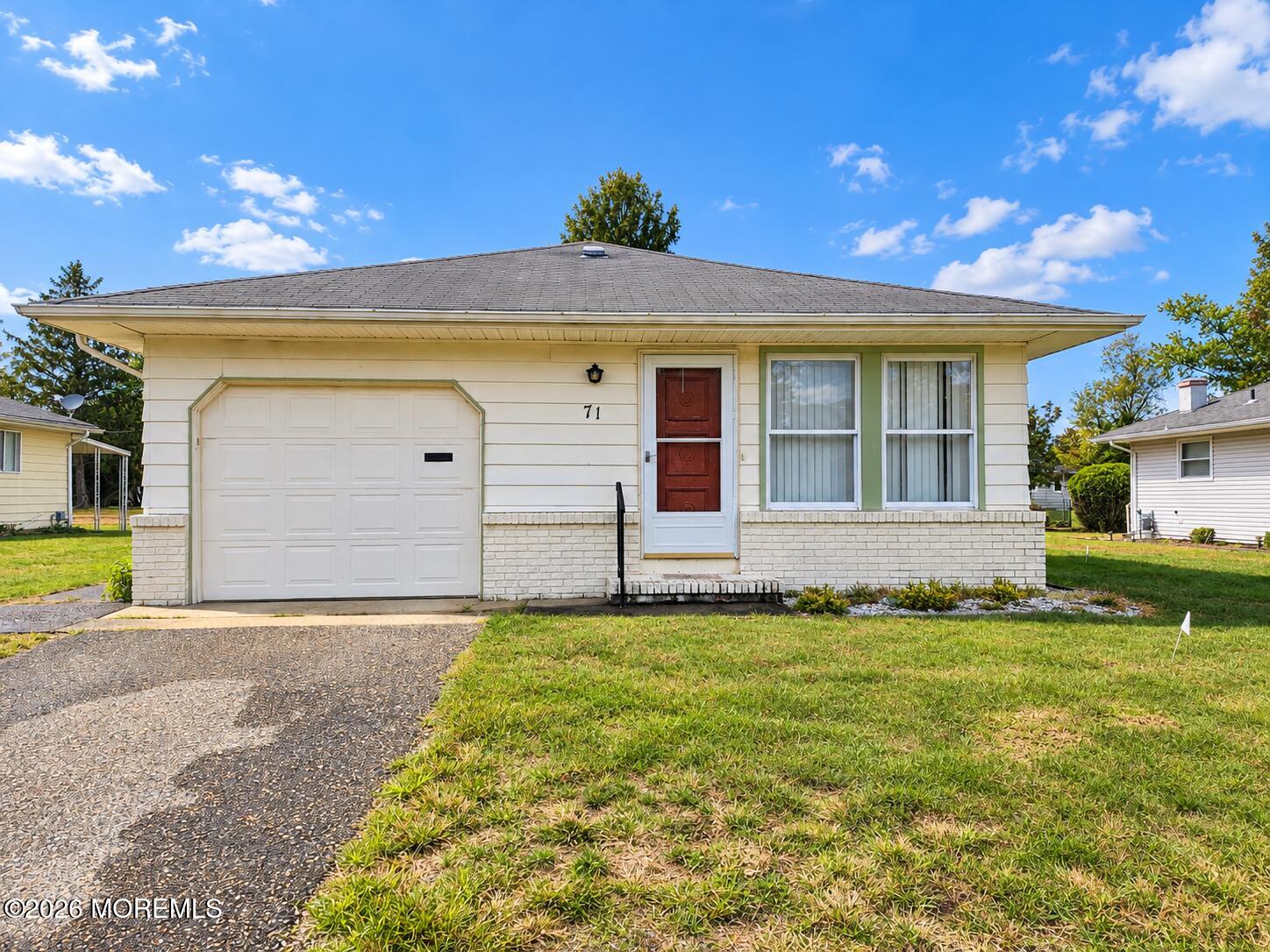 71 Guadeloupe Drive — photo