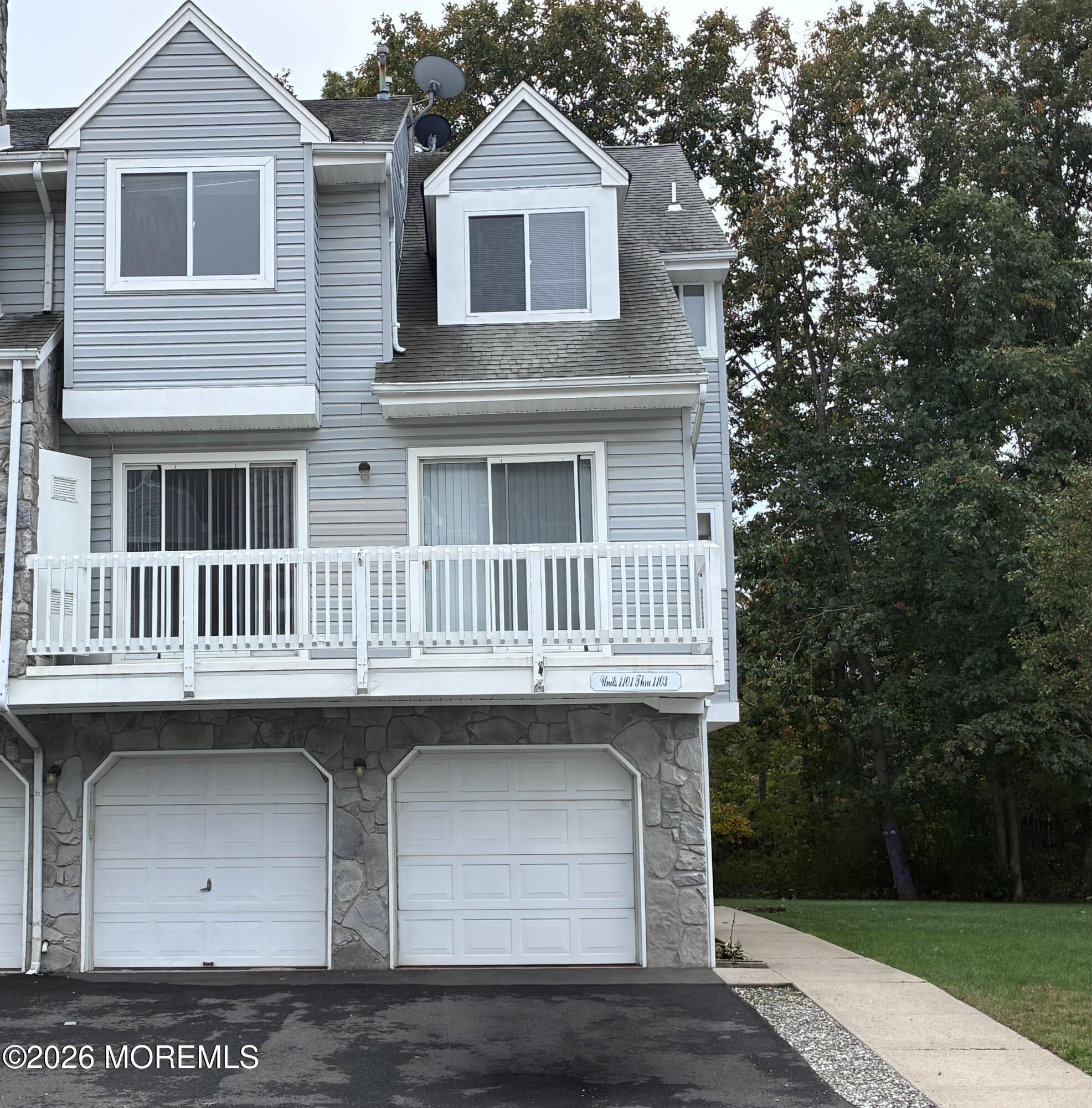 1103 Scarlet Oak Avenue — photo