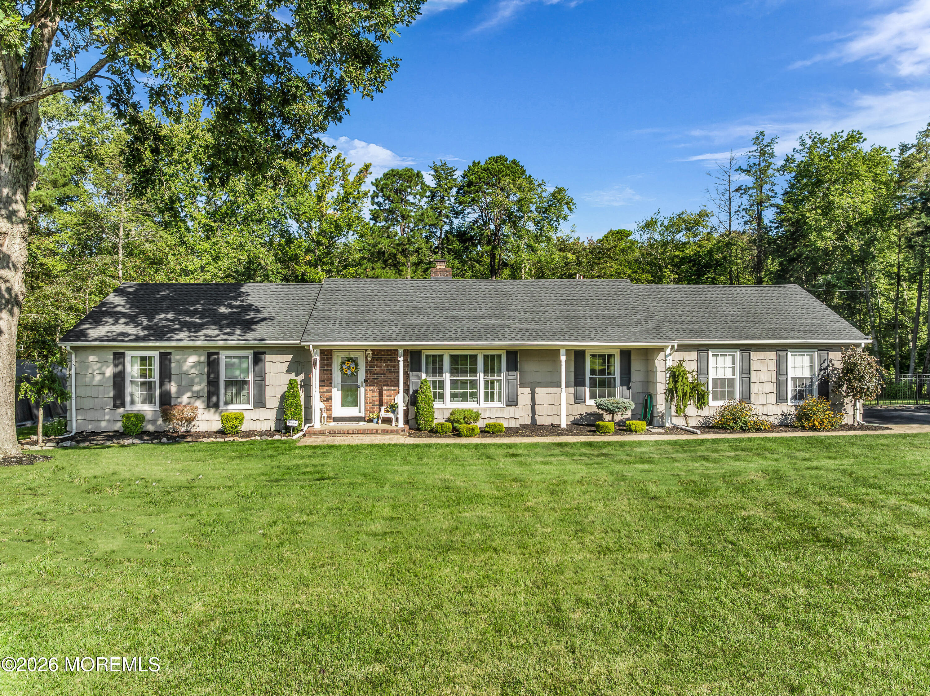 17 Cooper Drive — photo