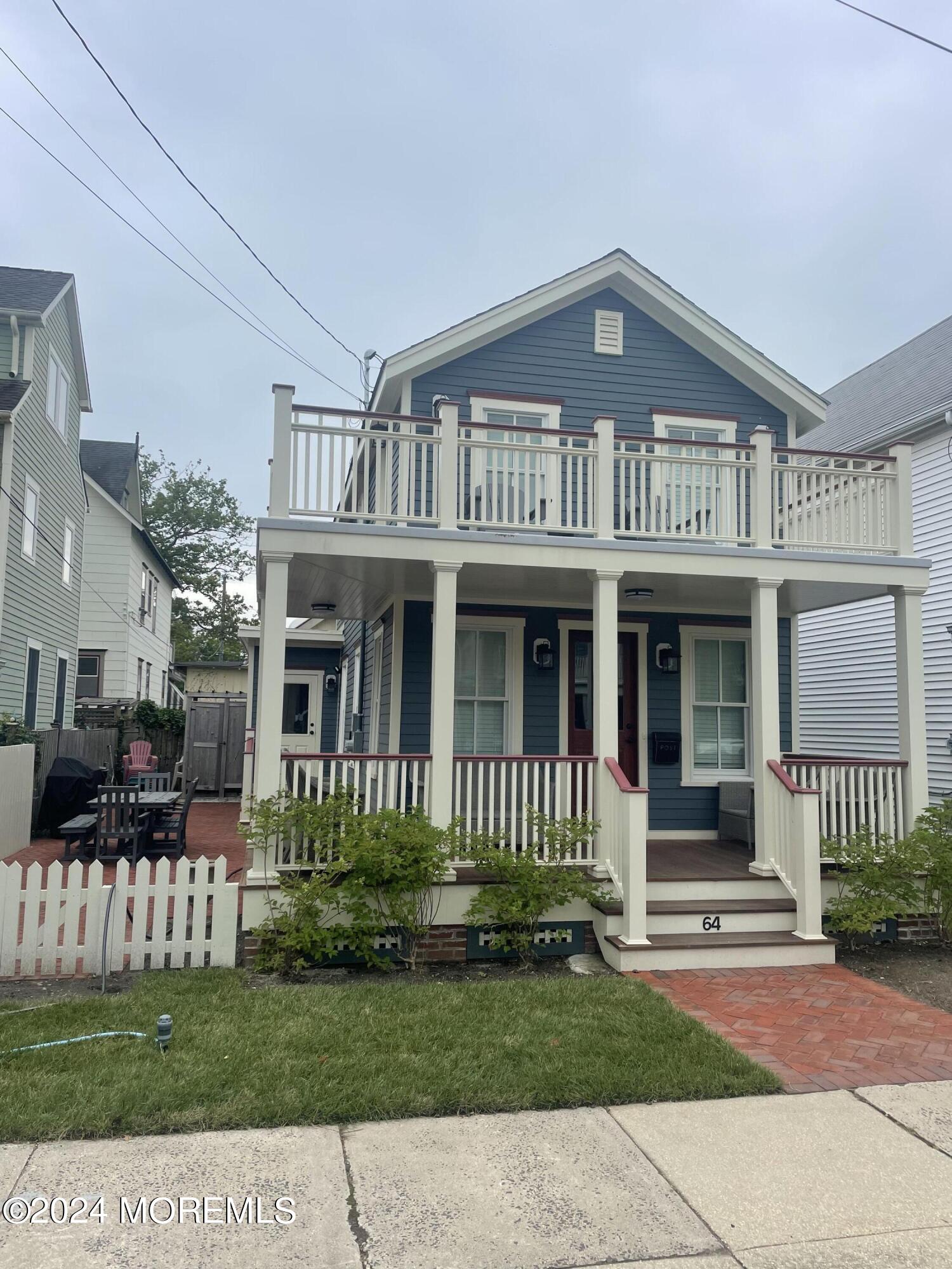 64 Abbott Avenue — photo