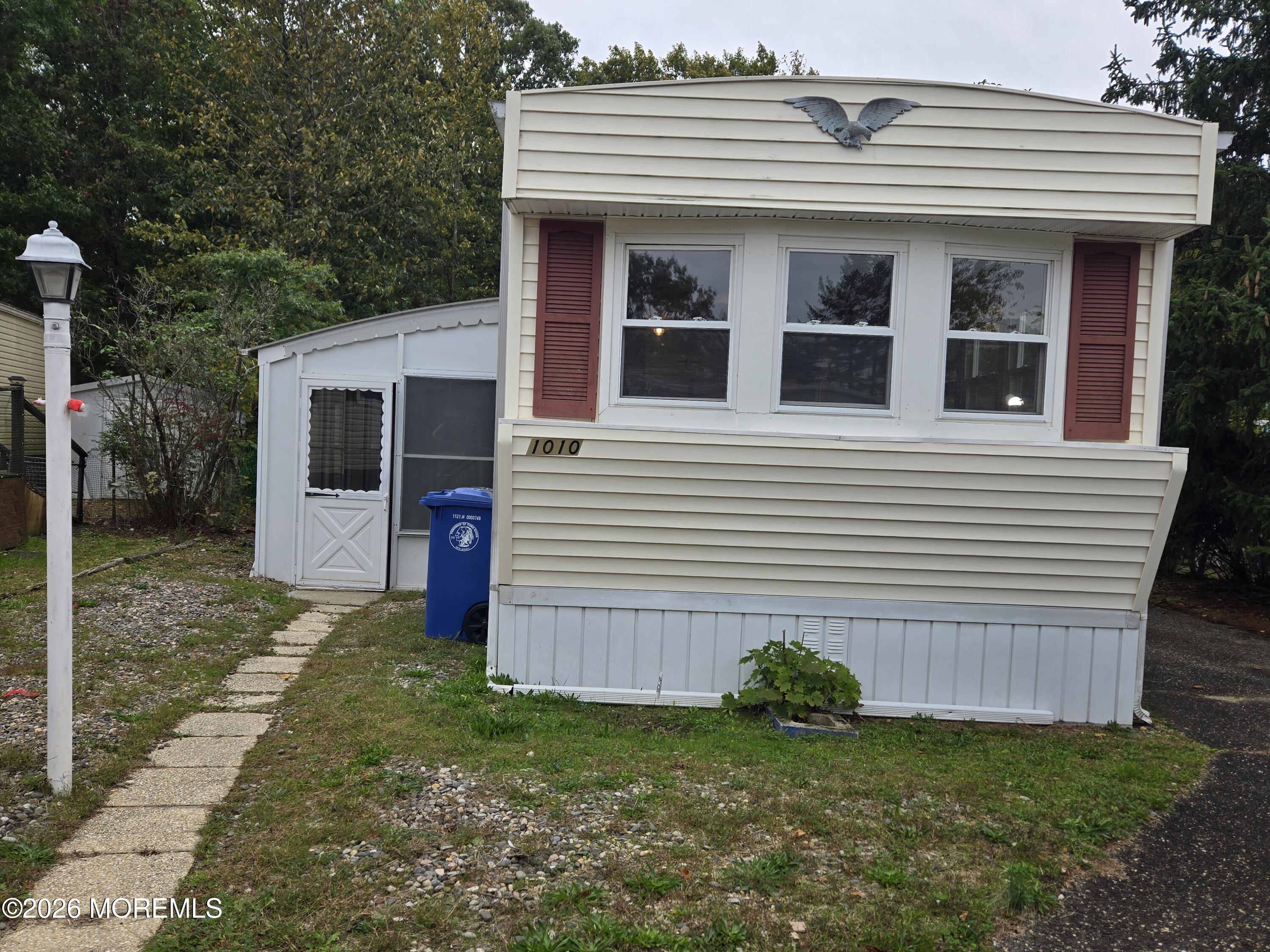 1010 Nocturn Way — photo