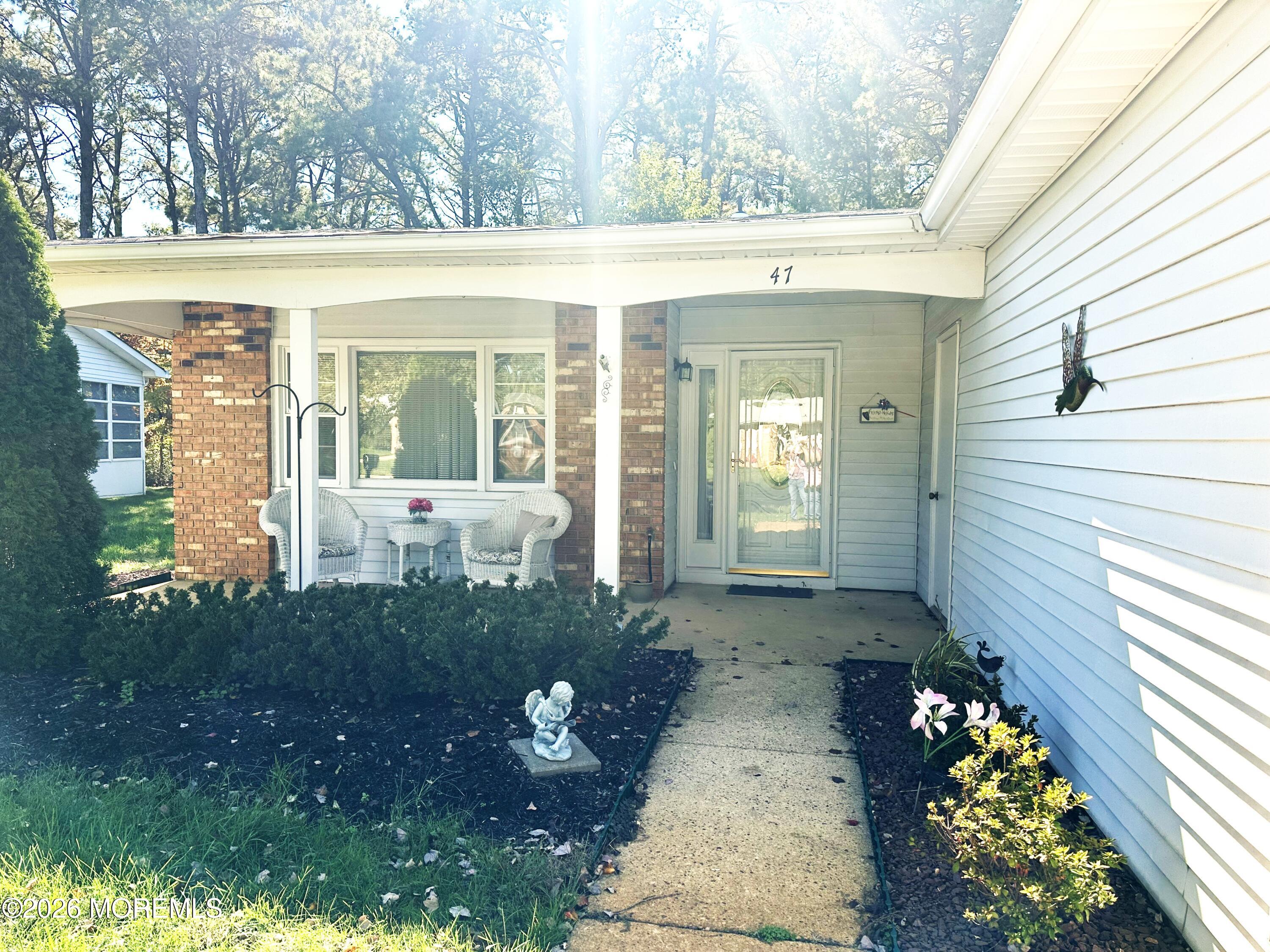 47 Courtshire Drive — photo