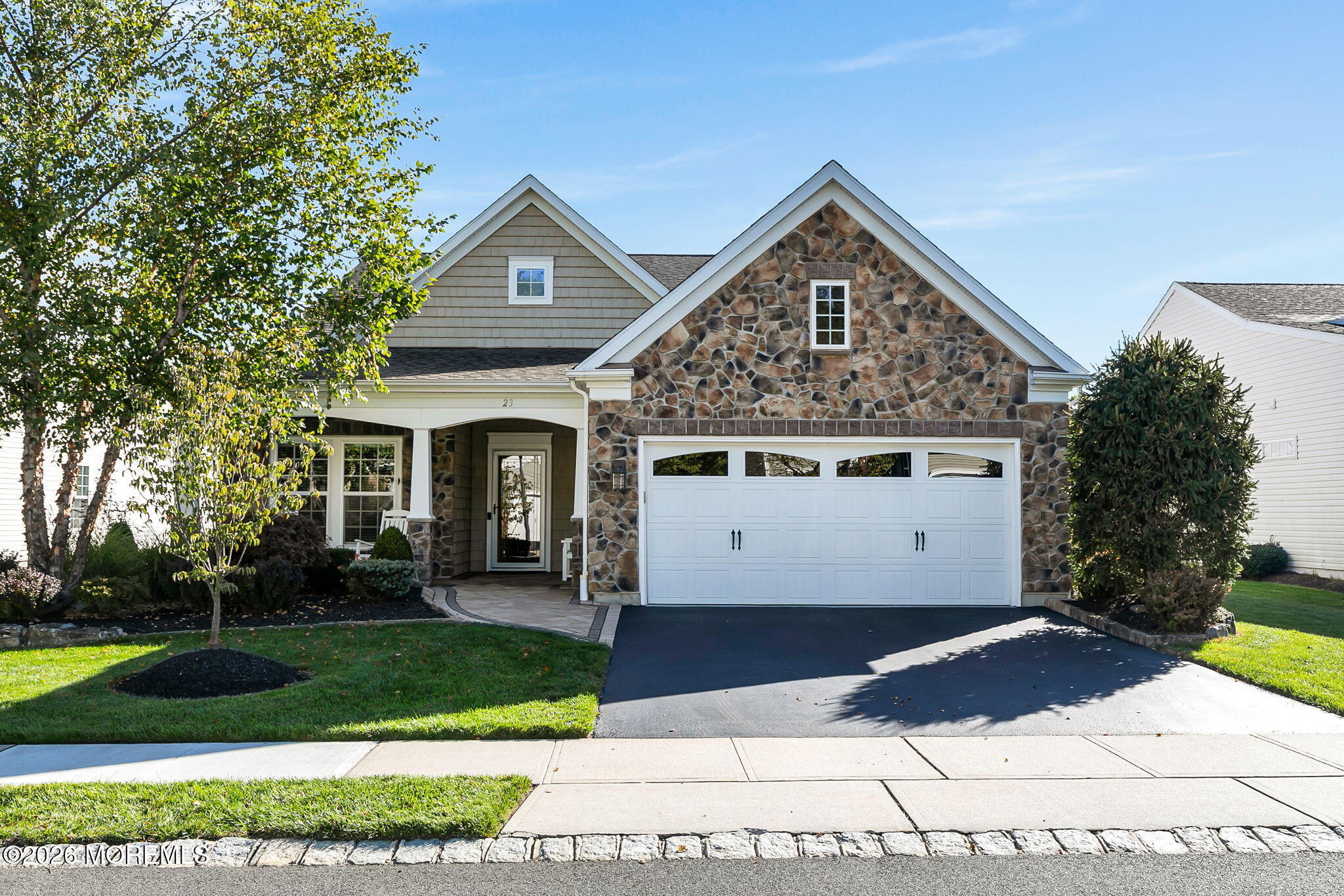23 W Chaucer Lane — photo