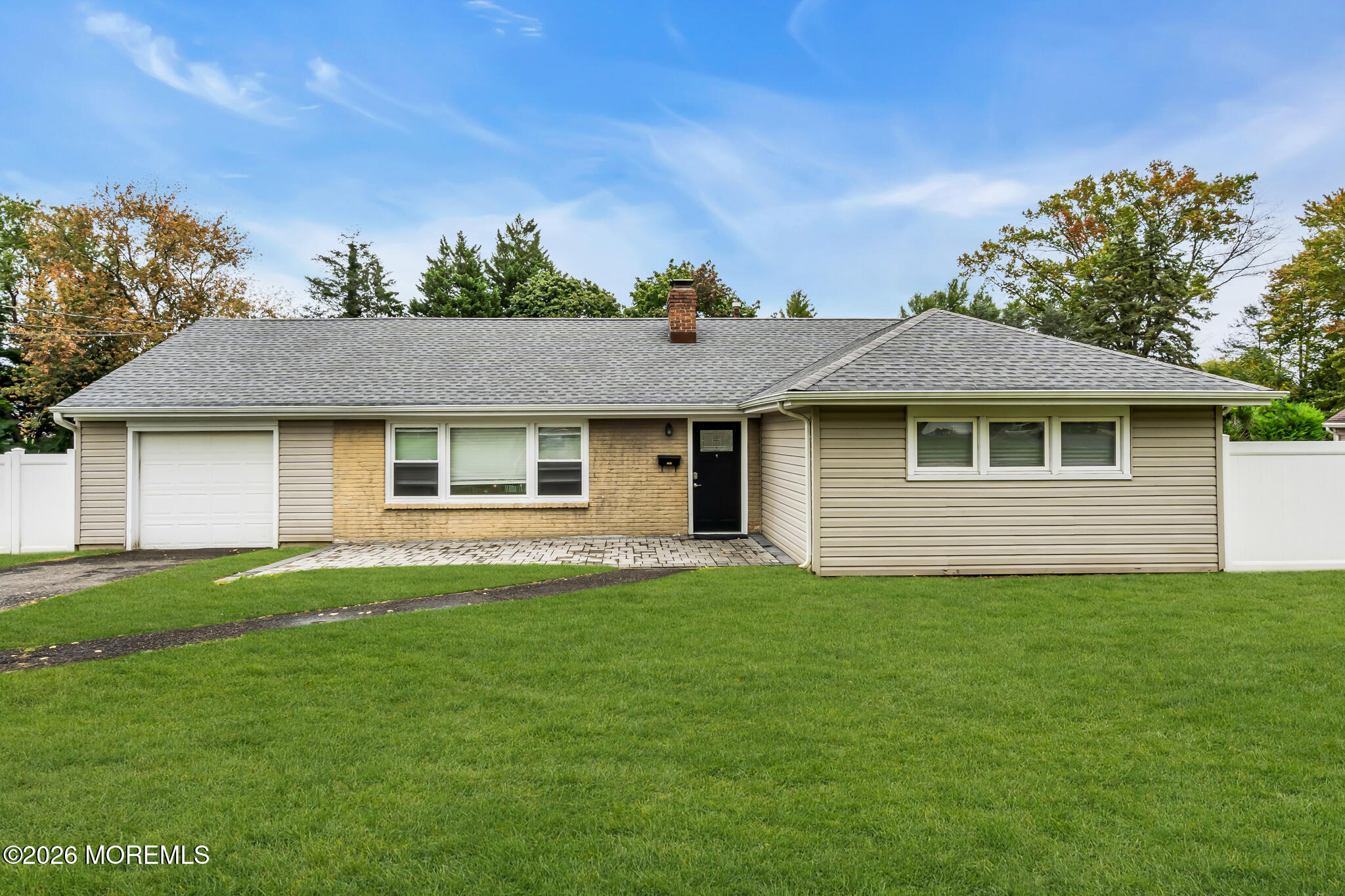 197 Rutledge Drive — photo