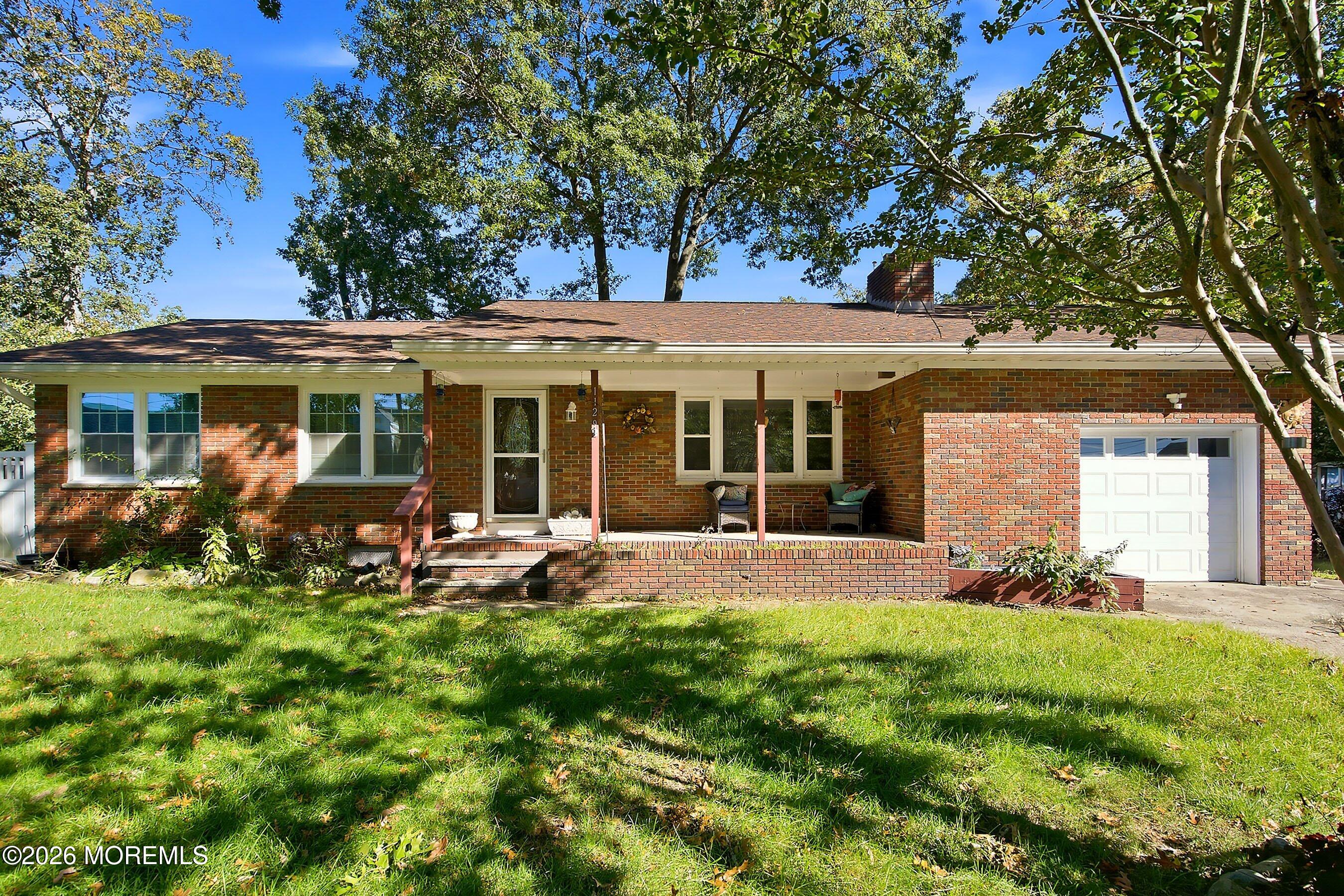 1129 Sylvan Drive — photo
