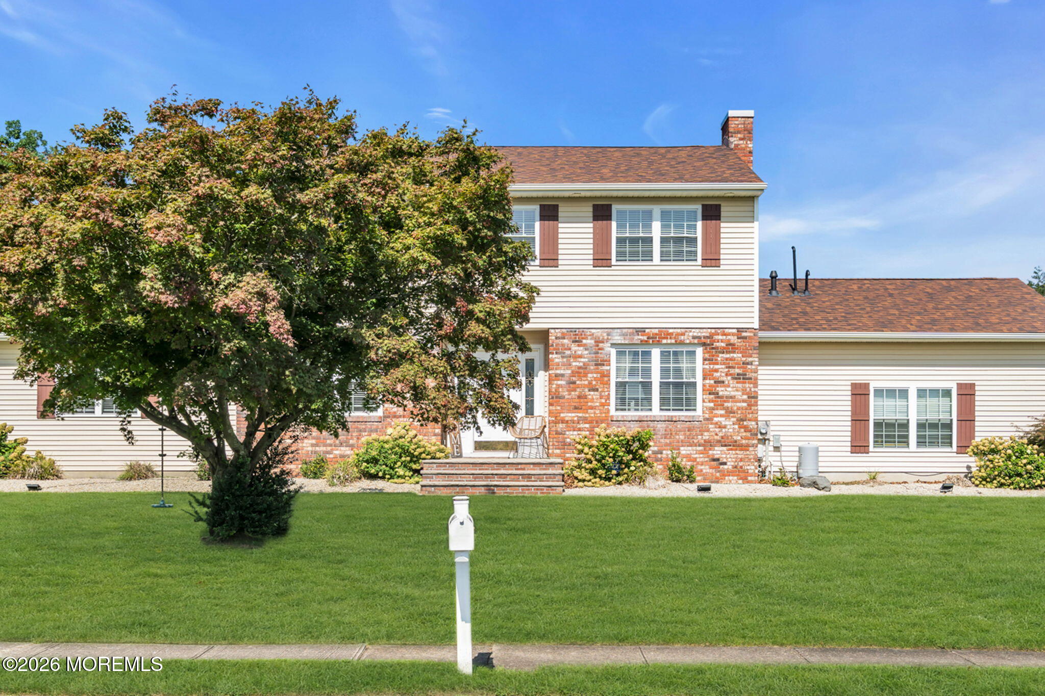 336 Twin Oaks Drive — photo
