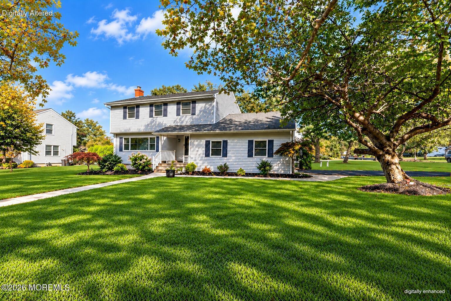 1402 Roller Road — photo