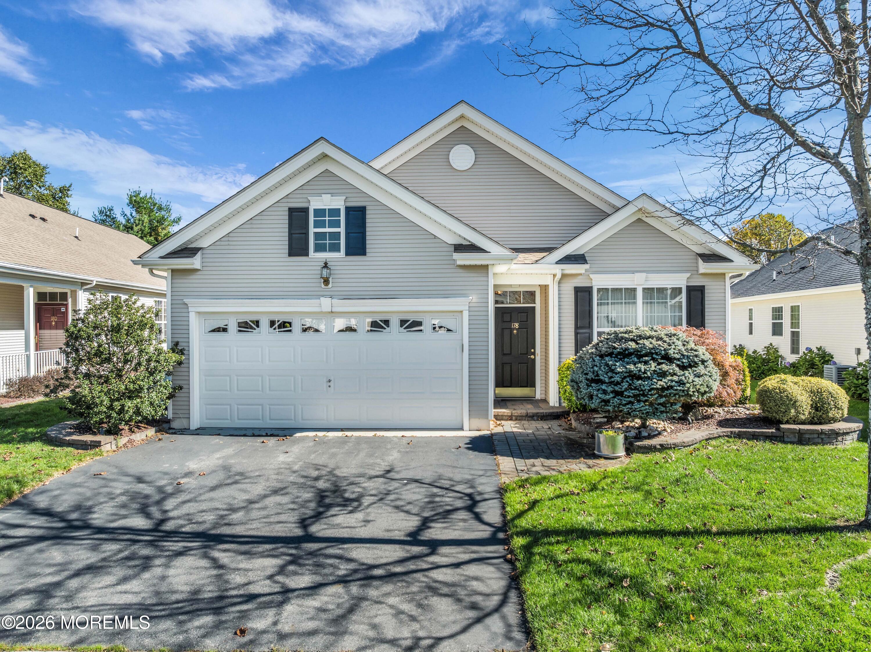 178 Huntington Drive — photo