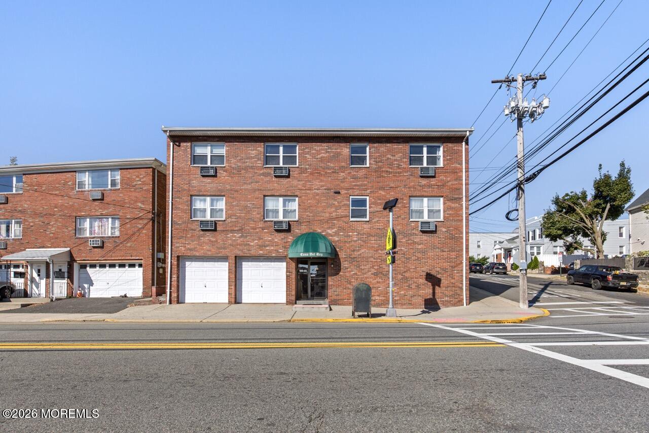 189-191 Palisade Avenue Unit 2C — photo