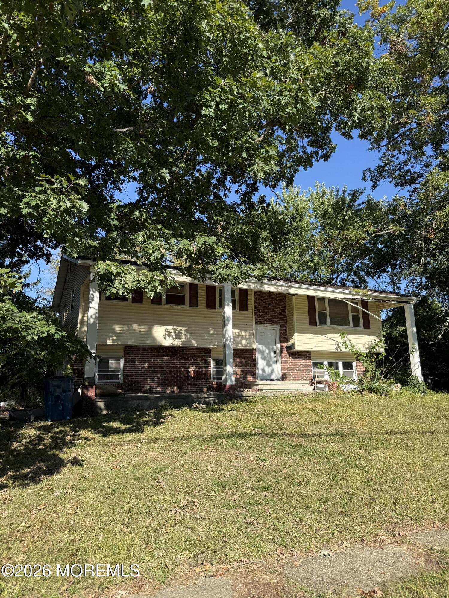 20 Lehigh Boulevard — photo