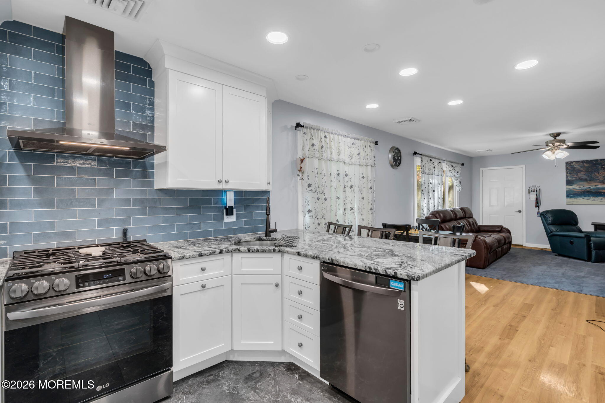 1705 Fleetwood Drive — photo