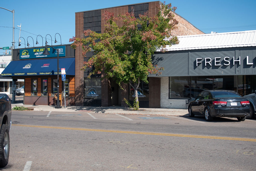 203 Main Street — photo