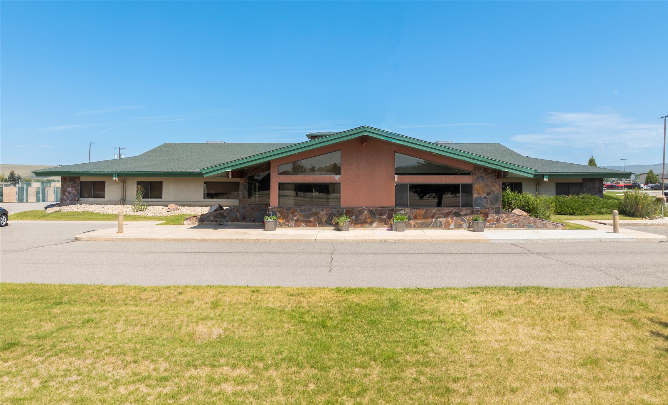 1002 Hollenback Lane — photo