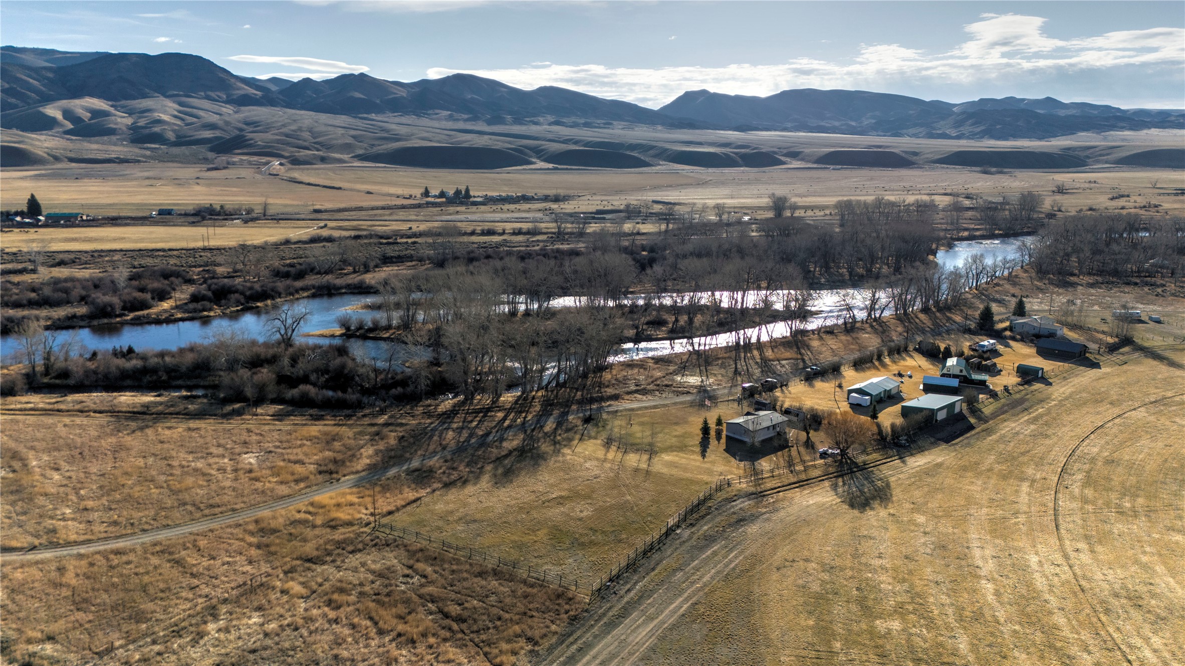 Nhn Ponderosa Road — photo