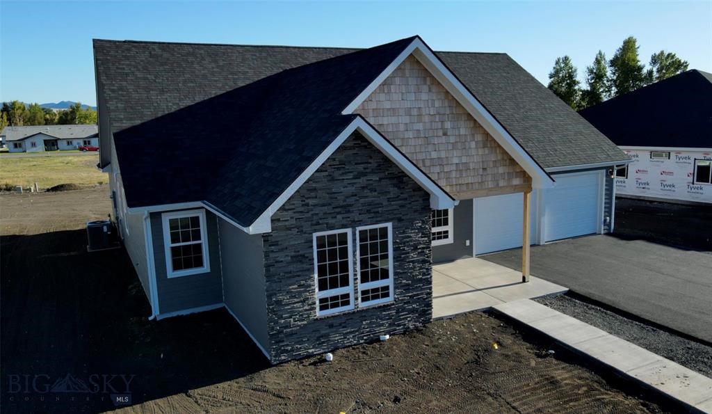 920 Sagebrush Lane — photo
