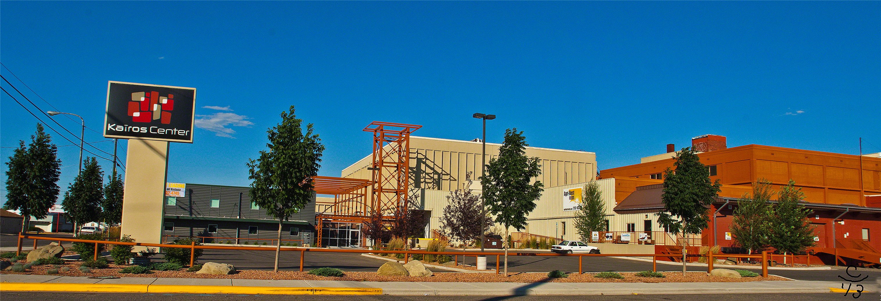 1363 Montana Avenue 302 — photo