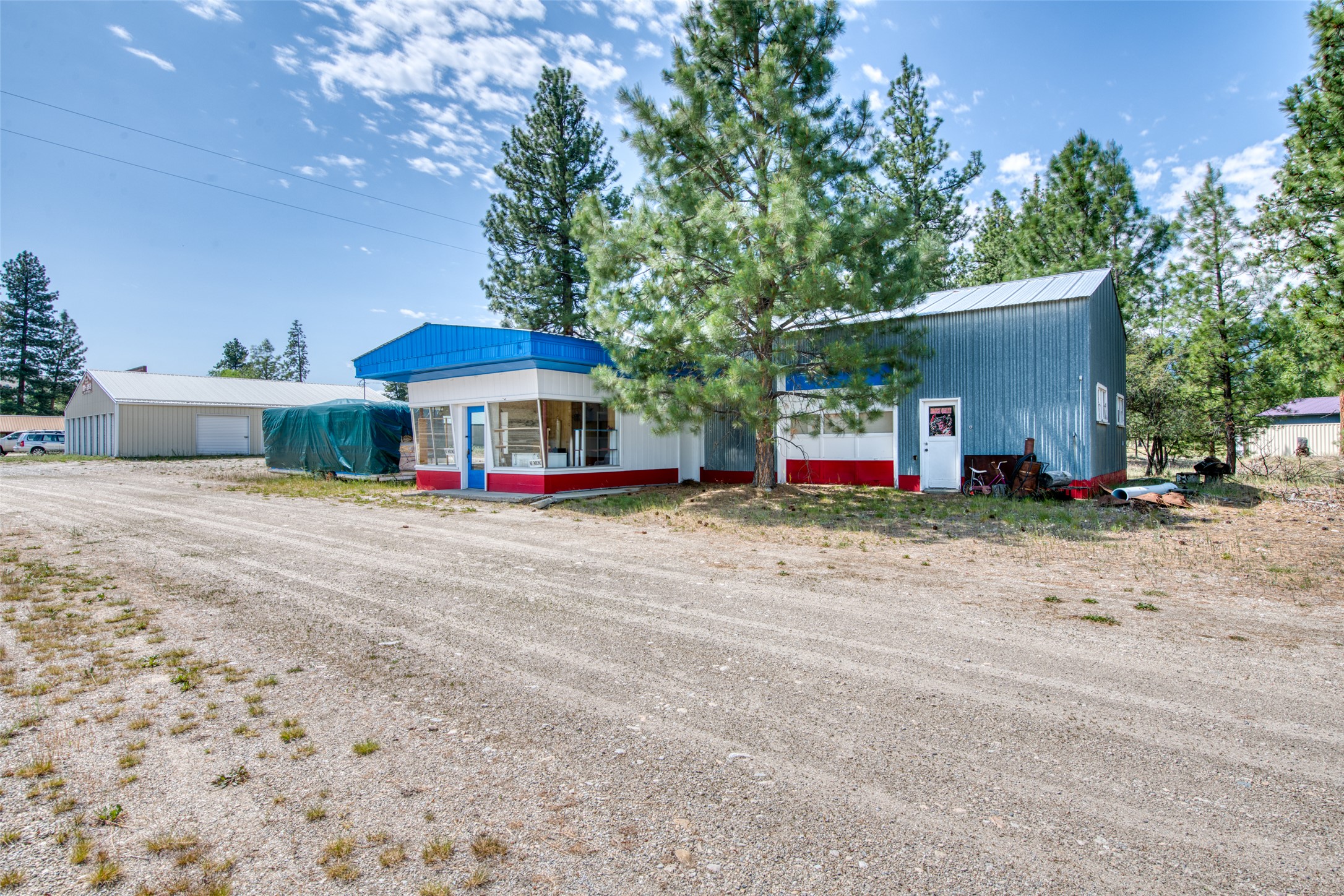 3565 US Highway 93 S — photo