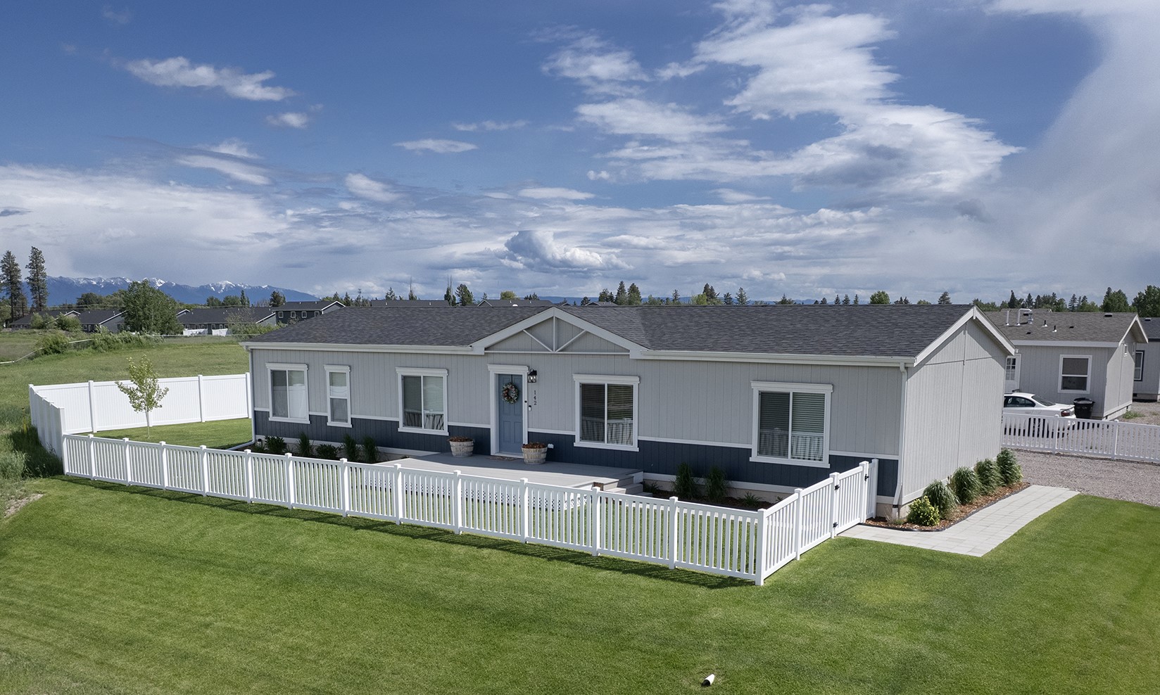 142 Otter Place — photo