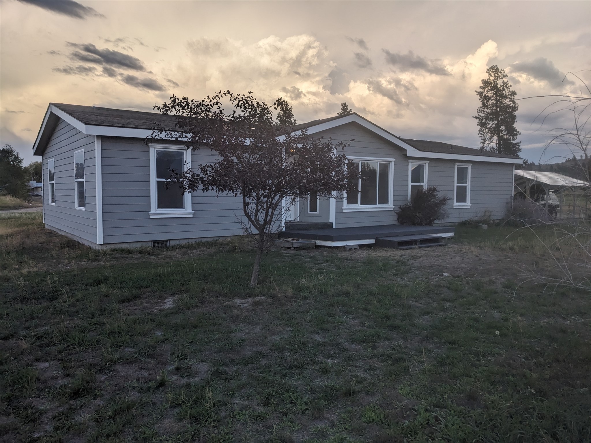 121 Camas Ranch Road — photo