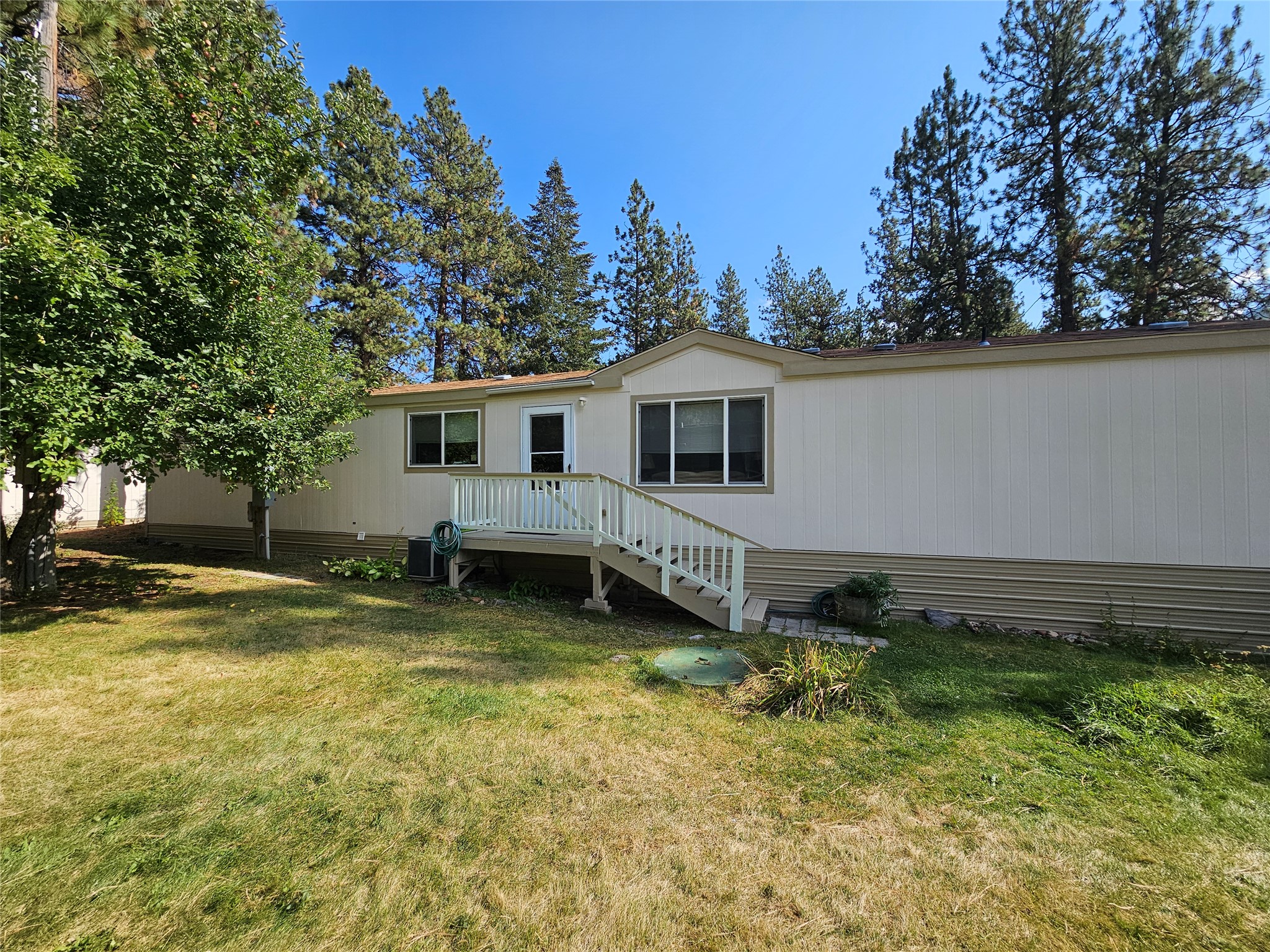 1322 Greenwood Court — photo