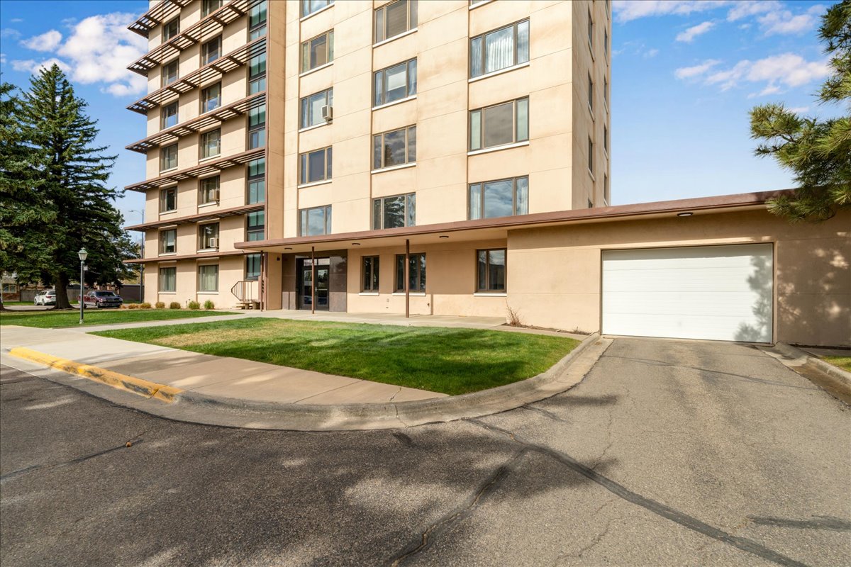 1536 Meadowlark Drive 1B — photo