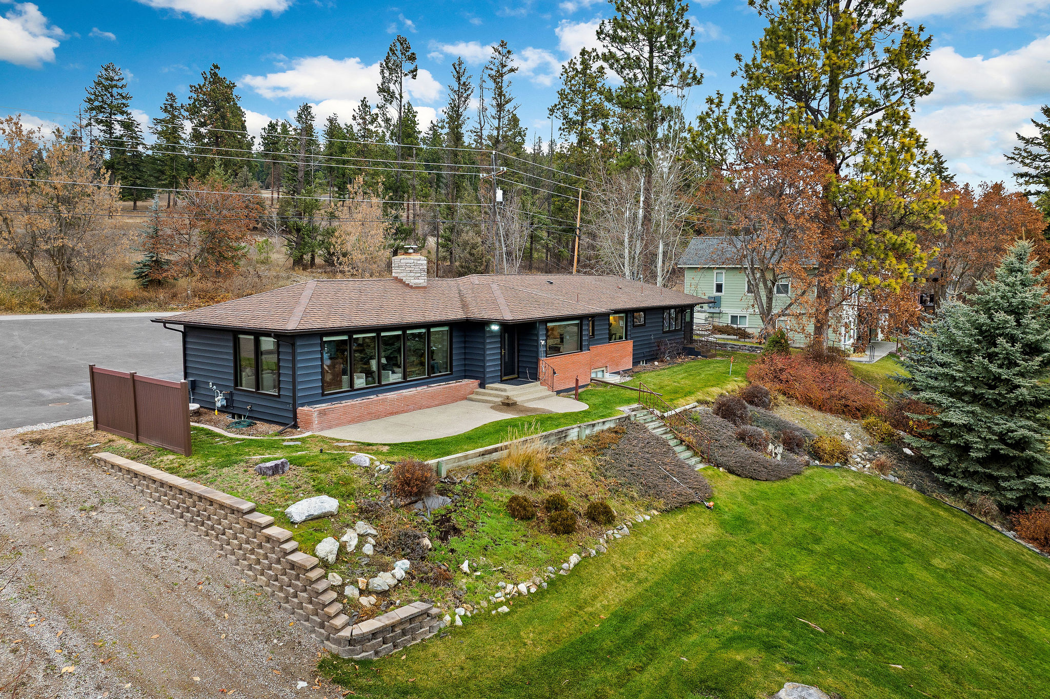 685 N Juniper Bay Road — photo