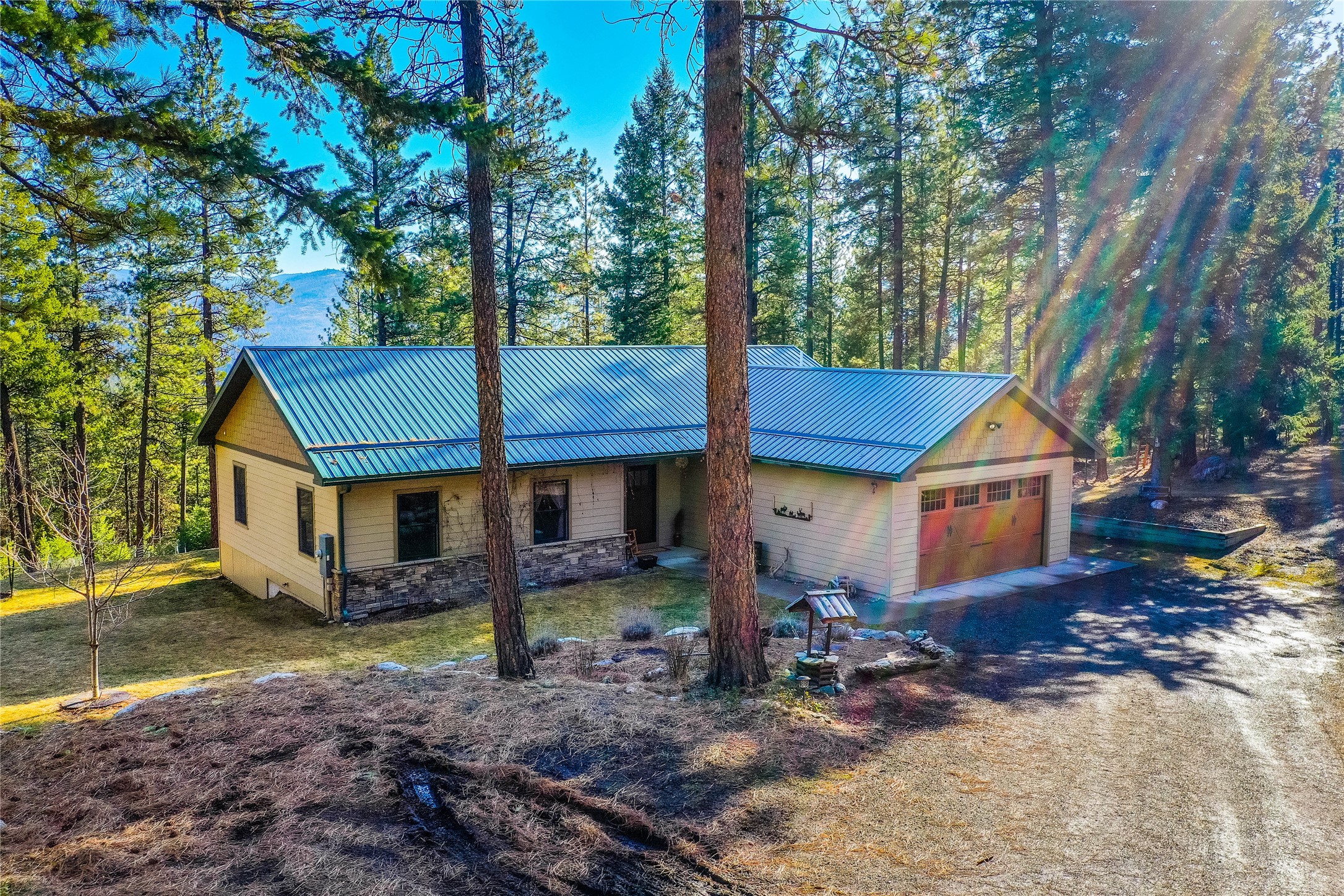 384 Smoke Ridge Road — photo