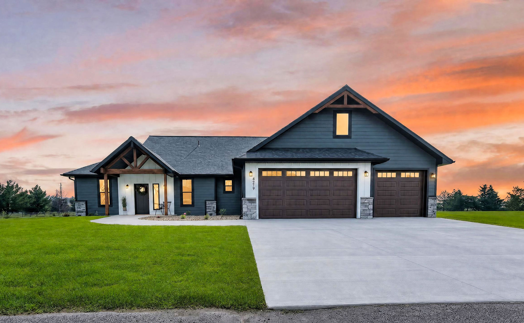4279 Country View Drive — photo