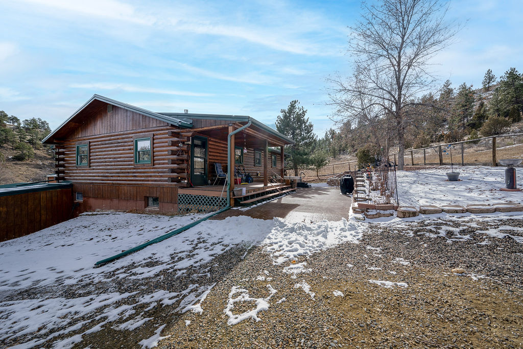 1102 Whispering Pines Drive — photo