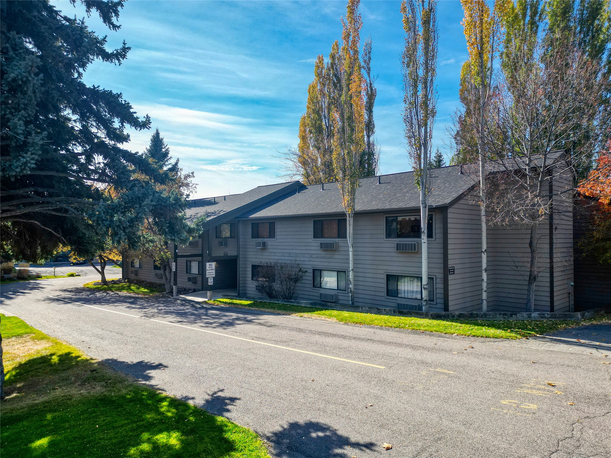 180 Vista Lane 137 — photo