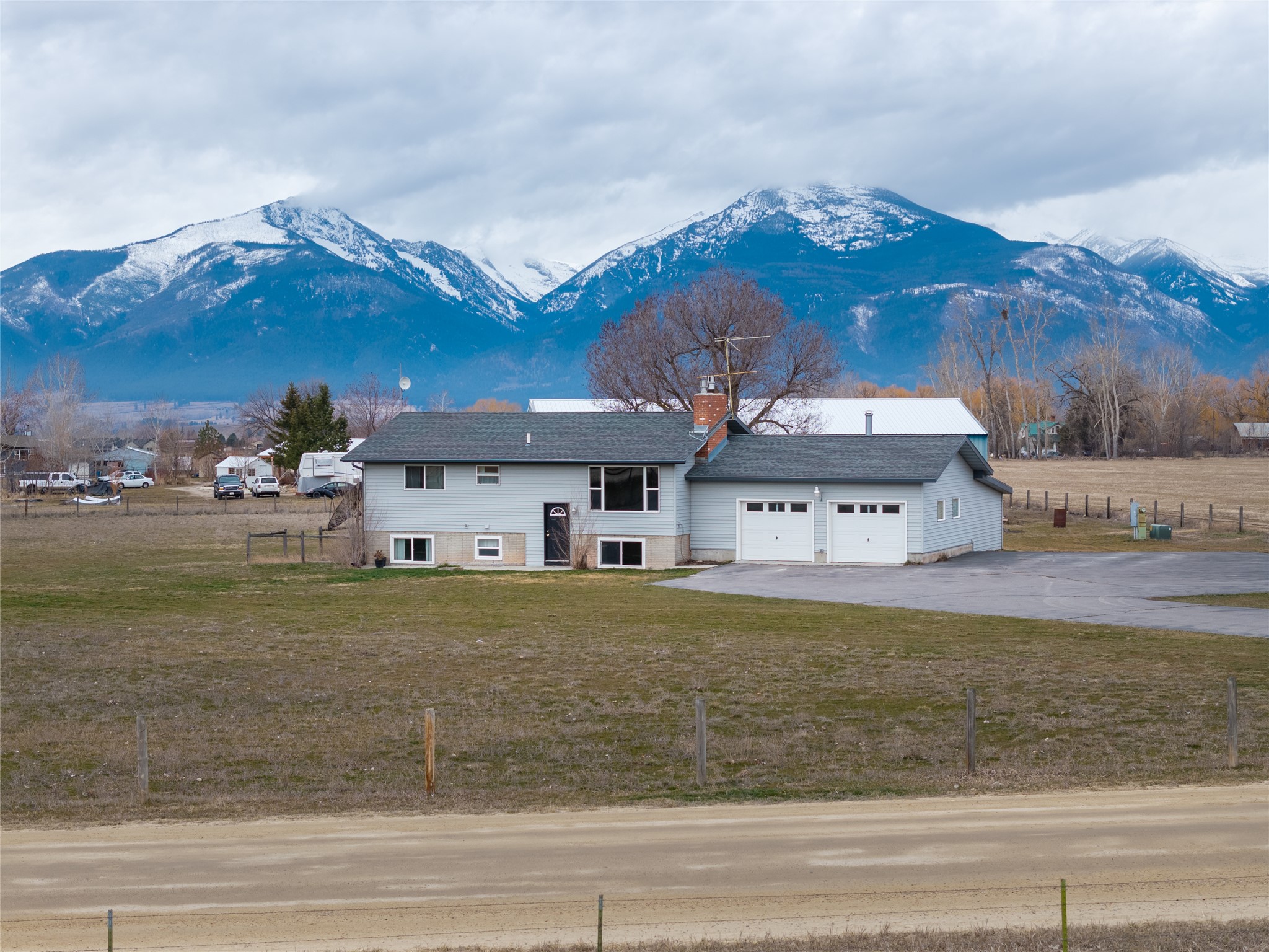 1170 Three Mile Creek Road — photo