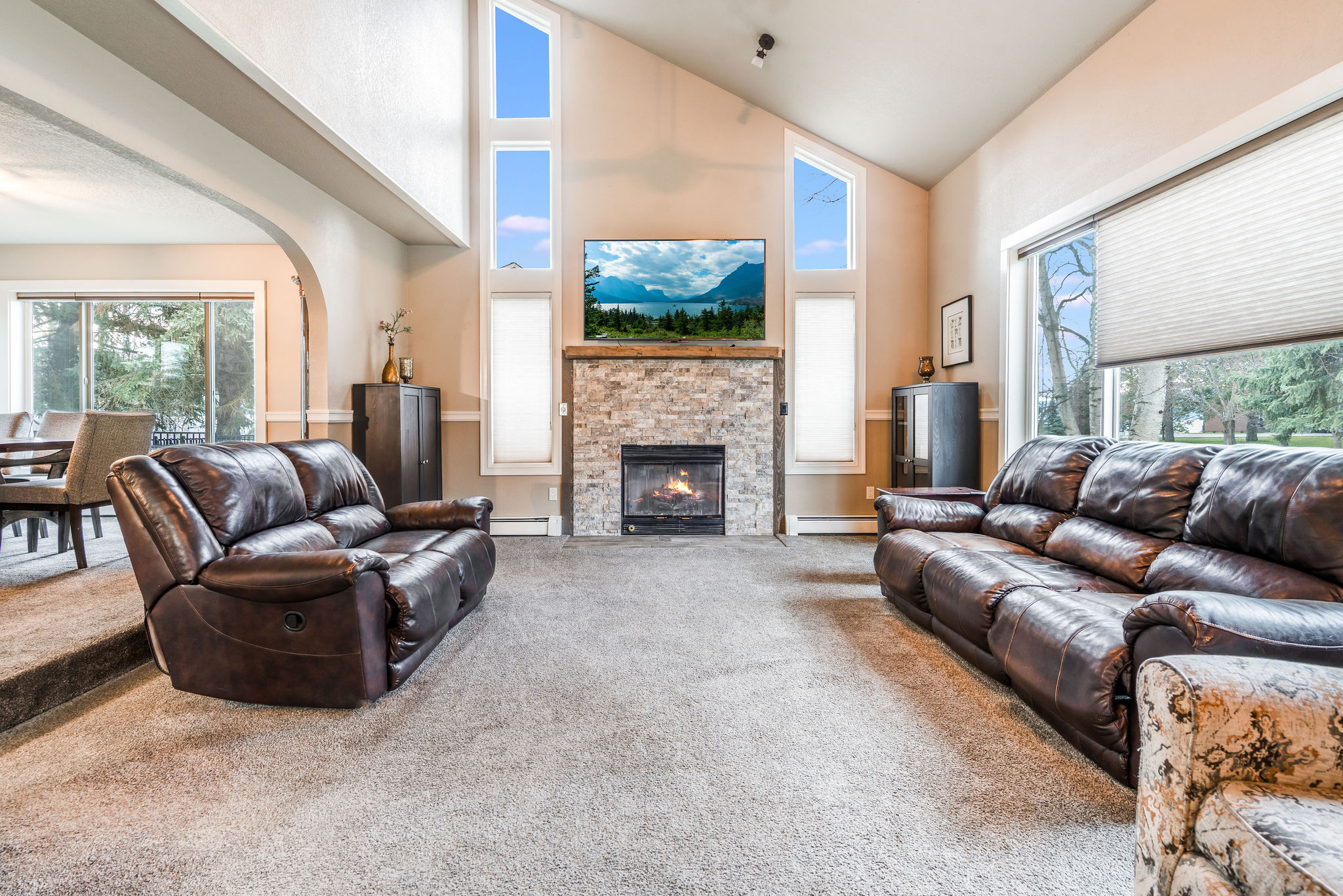 163 Crestview Drive — photo