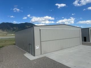 34 Charlie Taxiway — photo