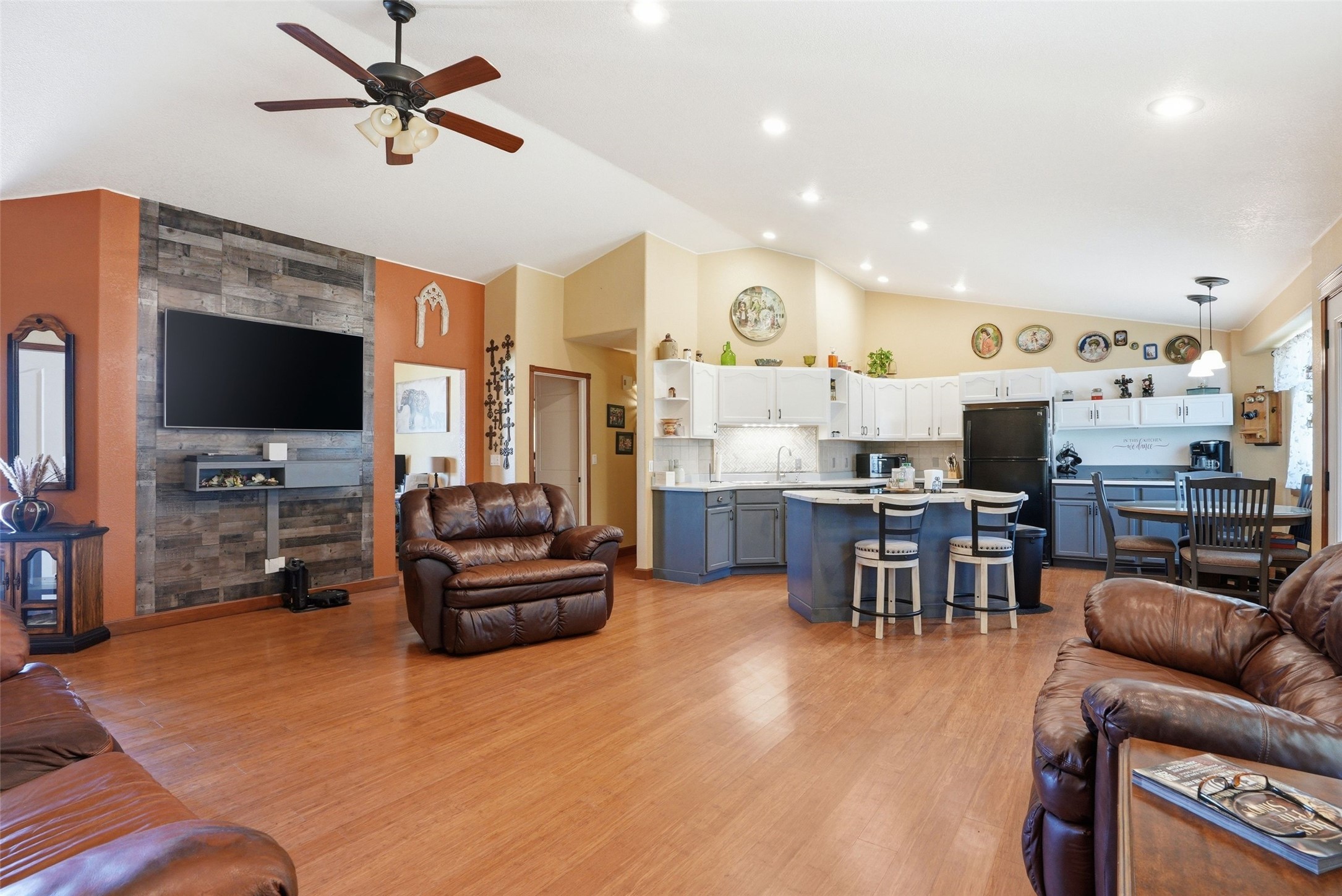 231 Merganser Lane — photo