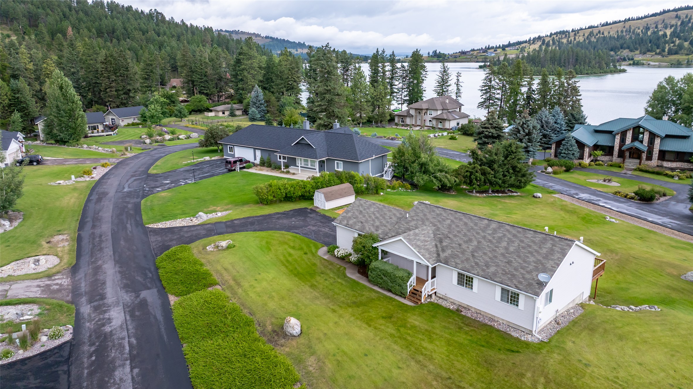 106 Rainbow Drive — photo