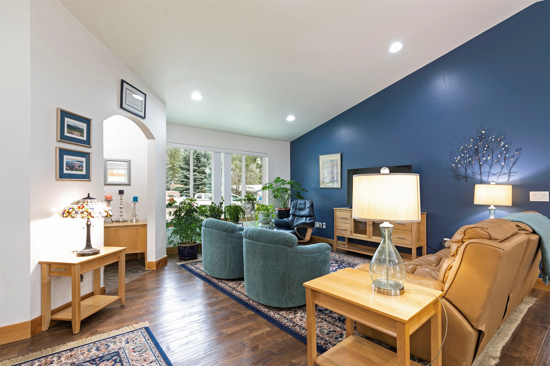 183 Carlton Drive — photo
