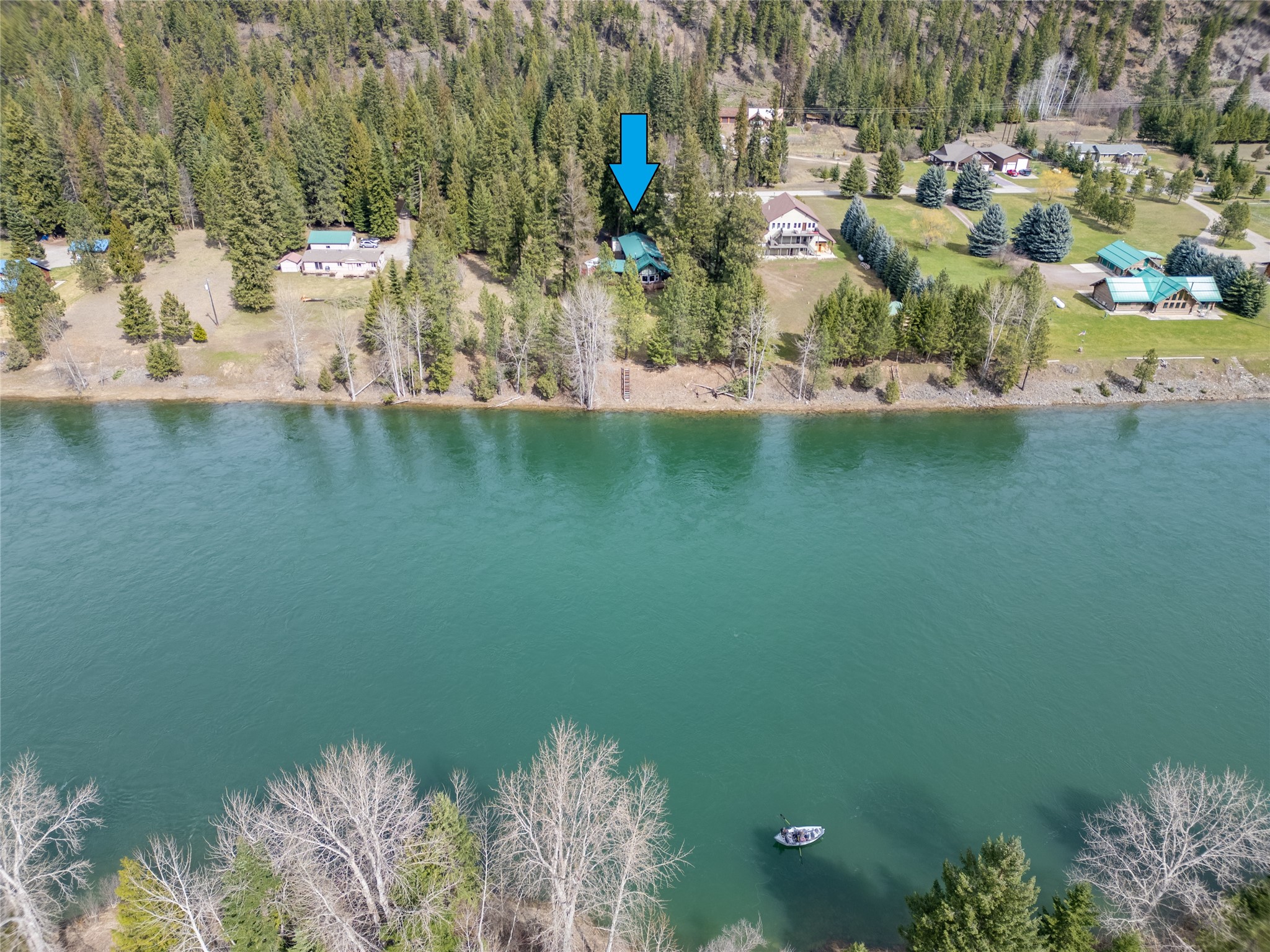 6367 Kootenai River Road — photo