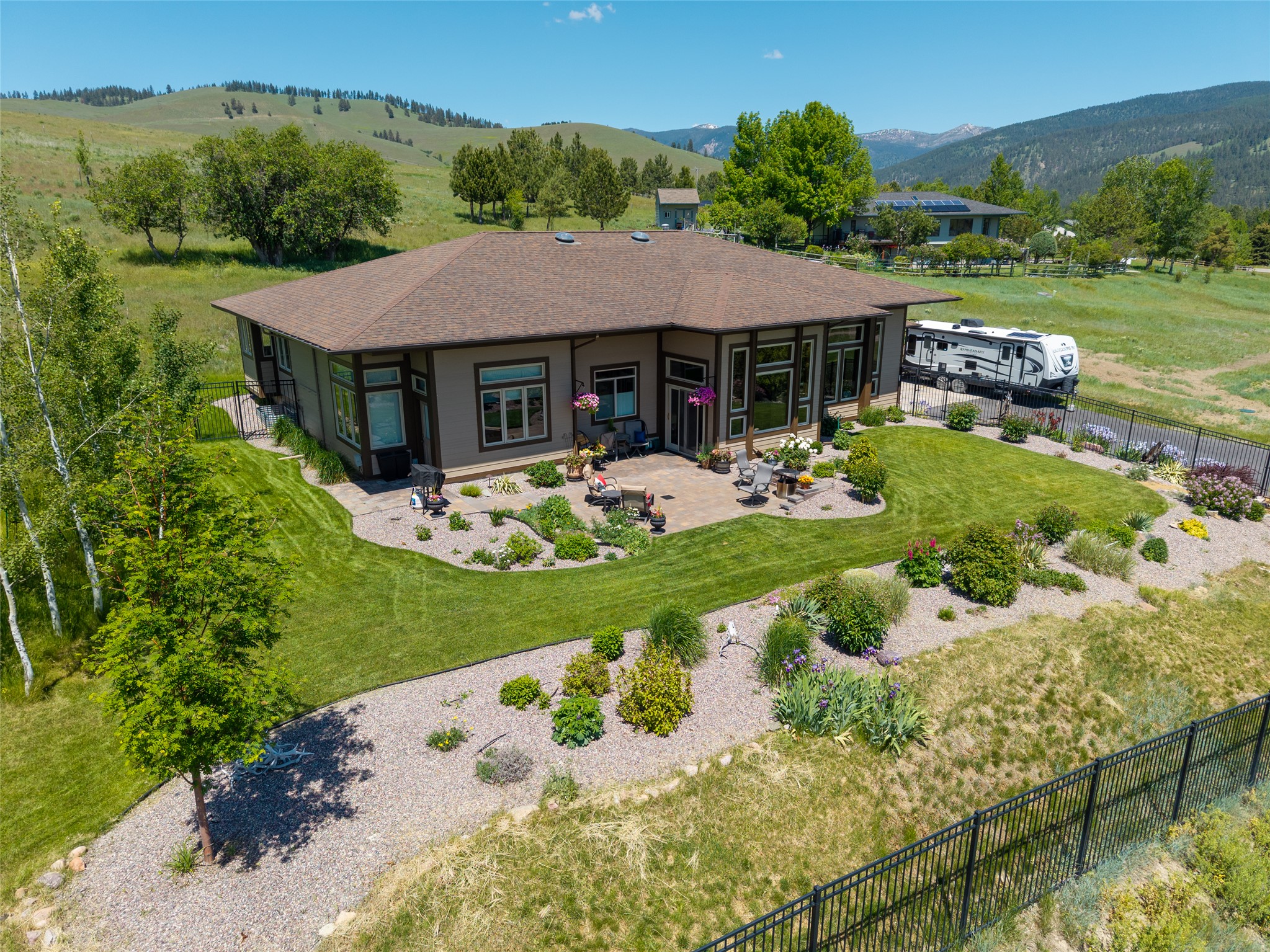 3839 Duncan Drive — photo