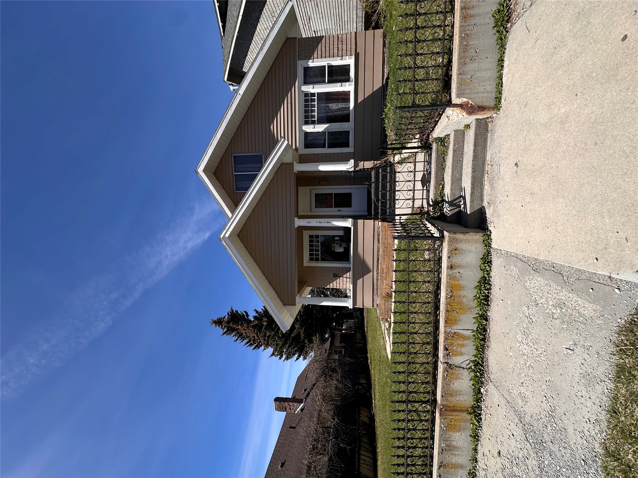 1717 Lowell Avenue — photo
