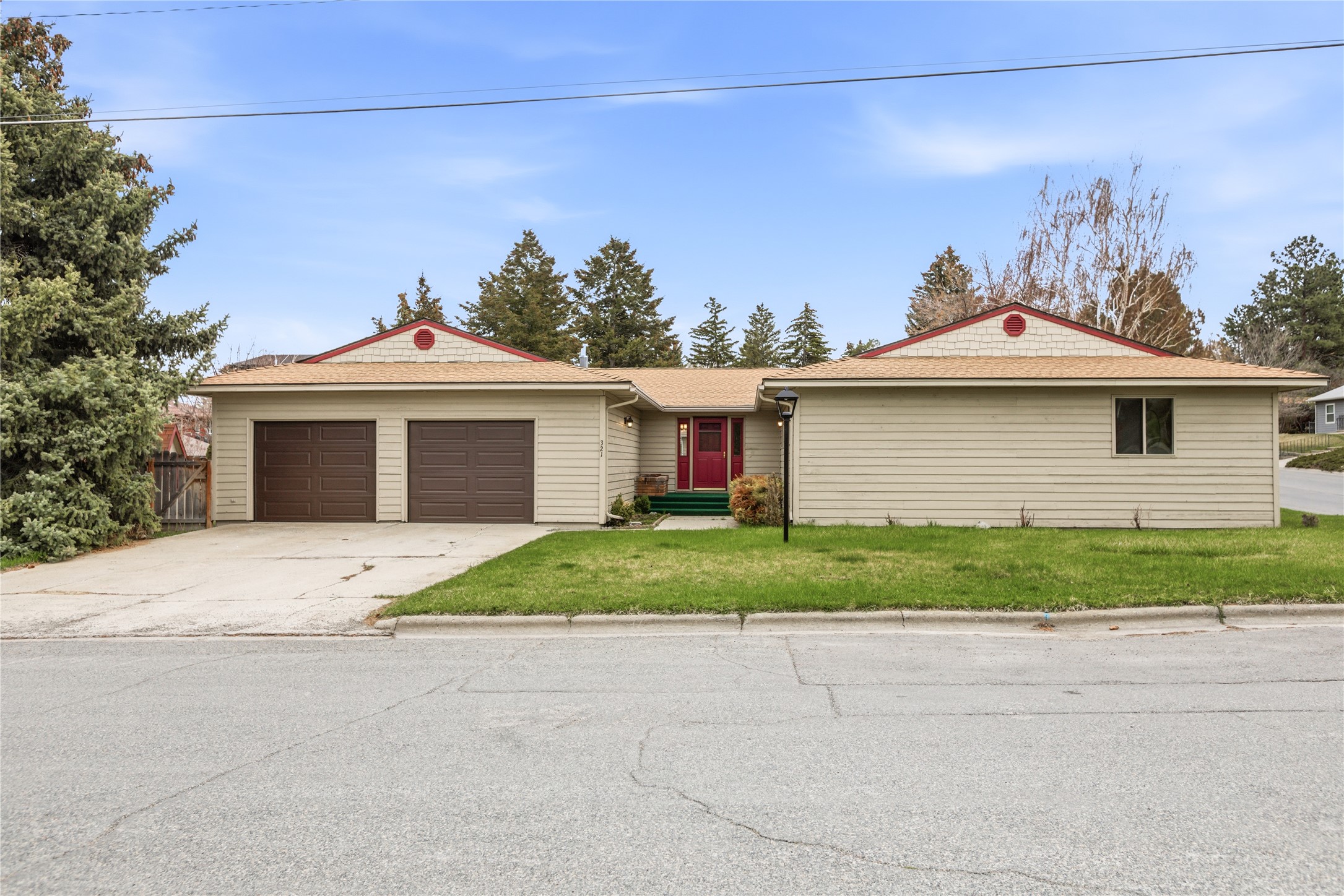 321 S Sanders Street — photo